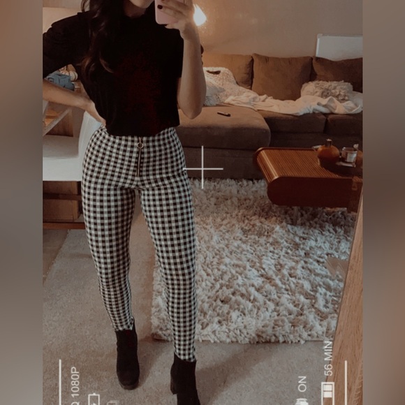 Zara checkered pants zipper in front of - Picture 3 of 4